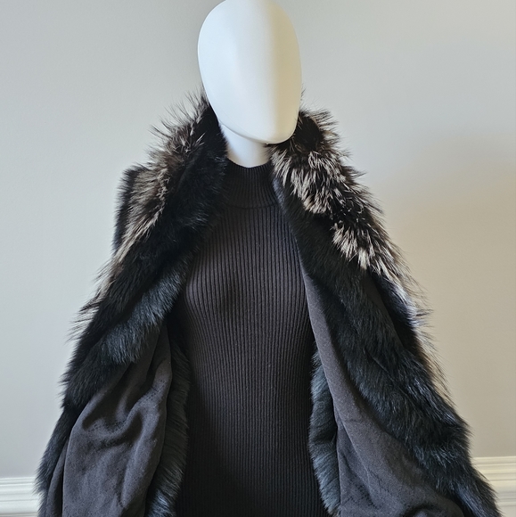 RARE Authentic Gucci Fox Fur Scarf - Picture 5 of 5